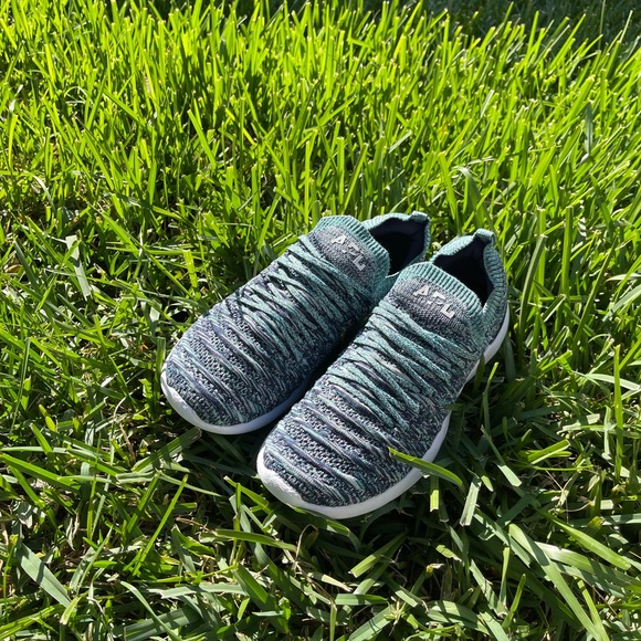 APL TechLoom Wave hybrid Running shoe navy/green melange  size 8.5 Men - Picture 7 of 12